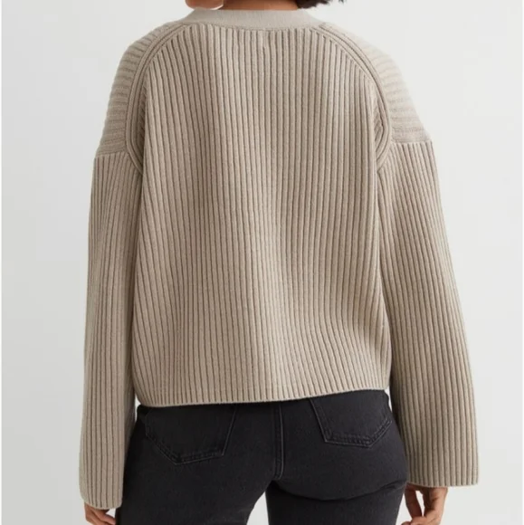 🆕️NWT H&M Rib-knit Cardigan in 'Taupe' - Picture 5 of 12